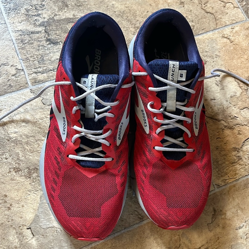 Brooks Launch 6 Men's Size 12 Running Shoes Red & Blue